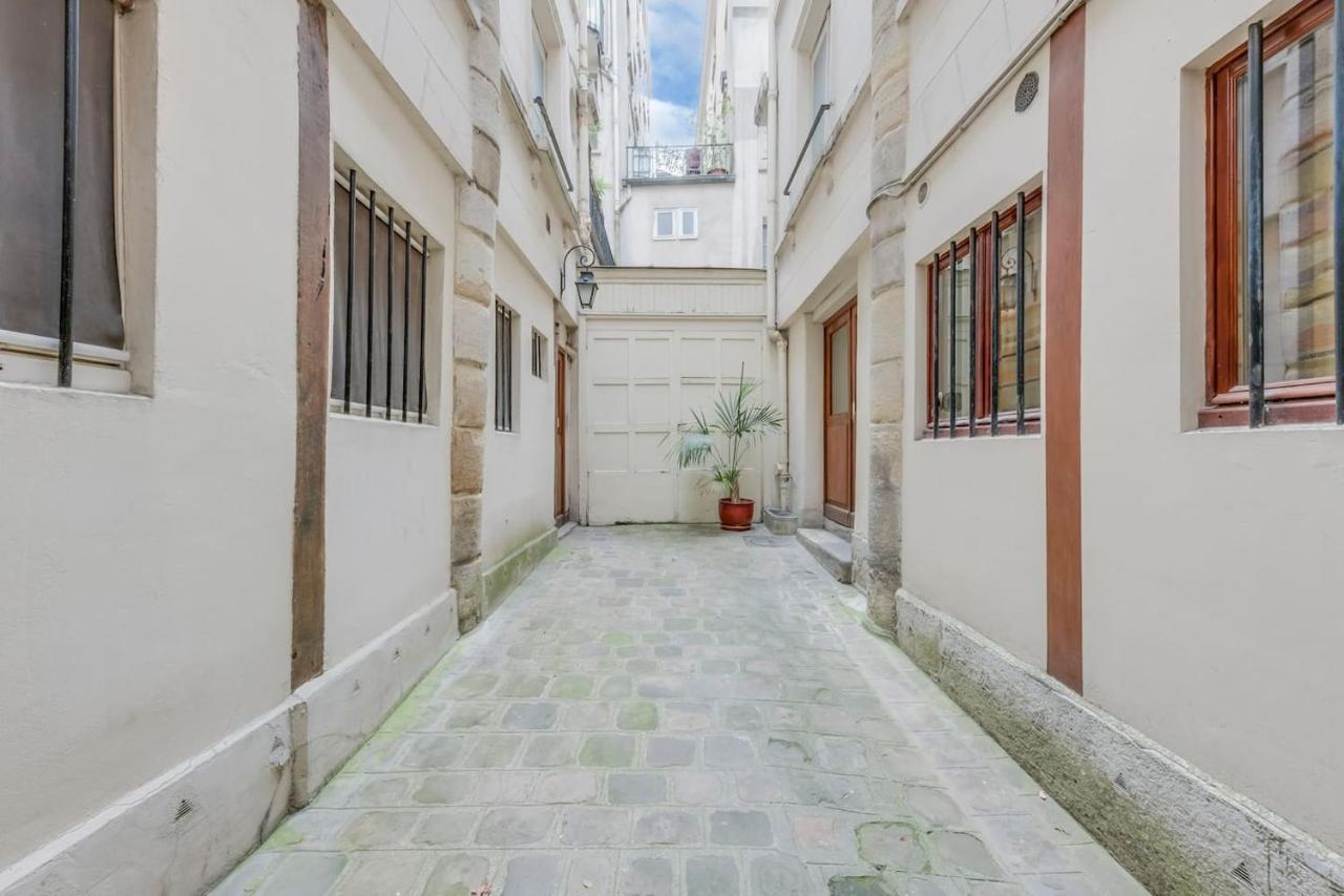 Unit 015 Notre Dame Paris Exterior foto